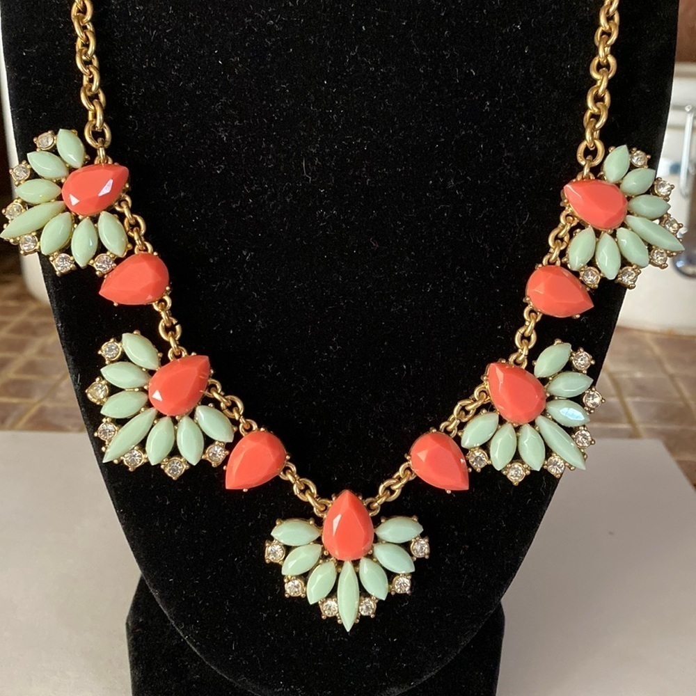 J.‎ Crew peach and sea green crystal vintage art deco statement collar necklace
